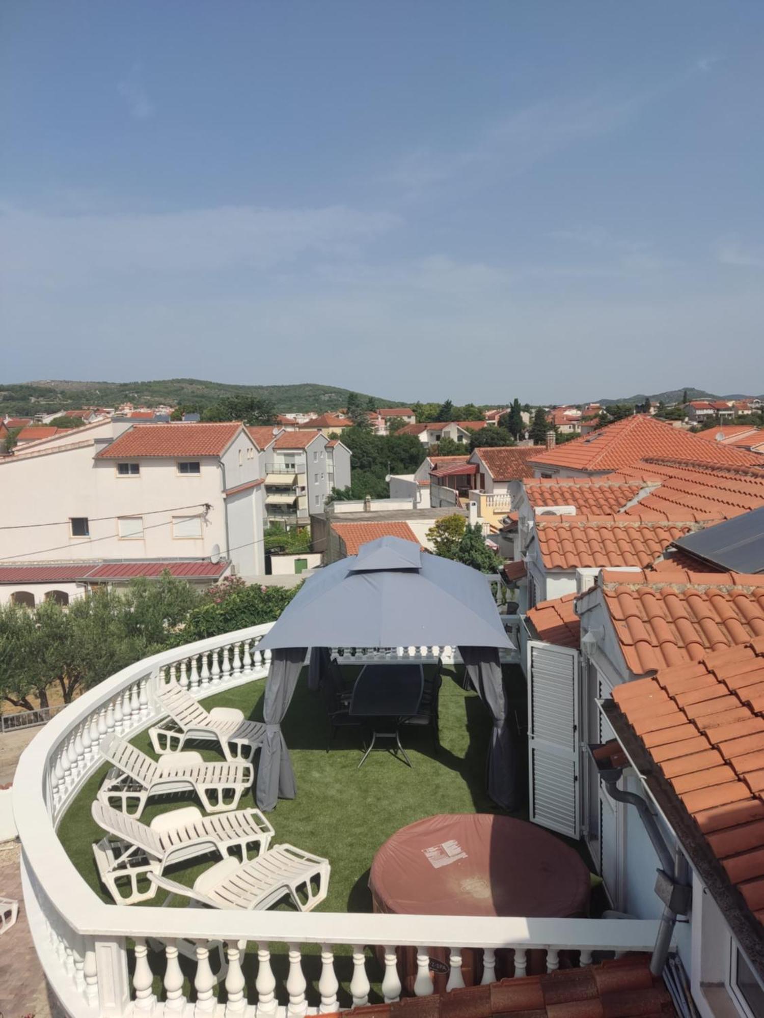 Apartments Villa Dalmatina Vodice Exteriér fotografie